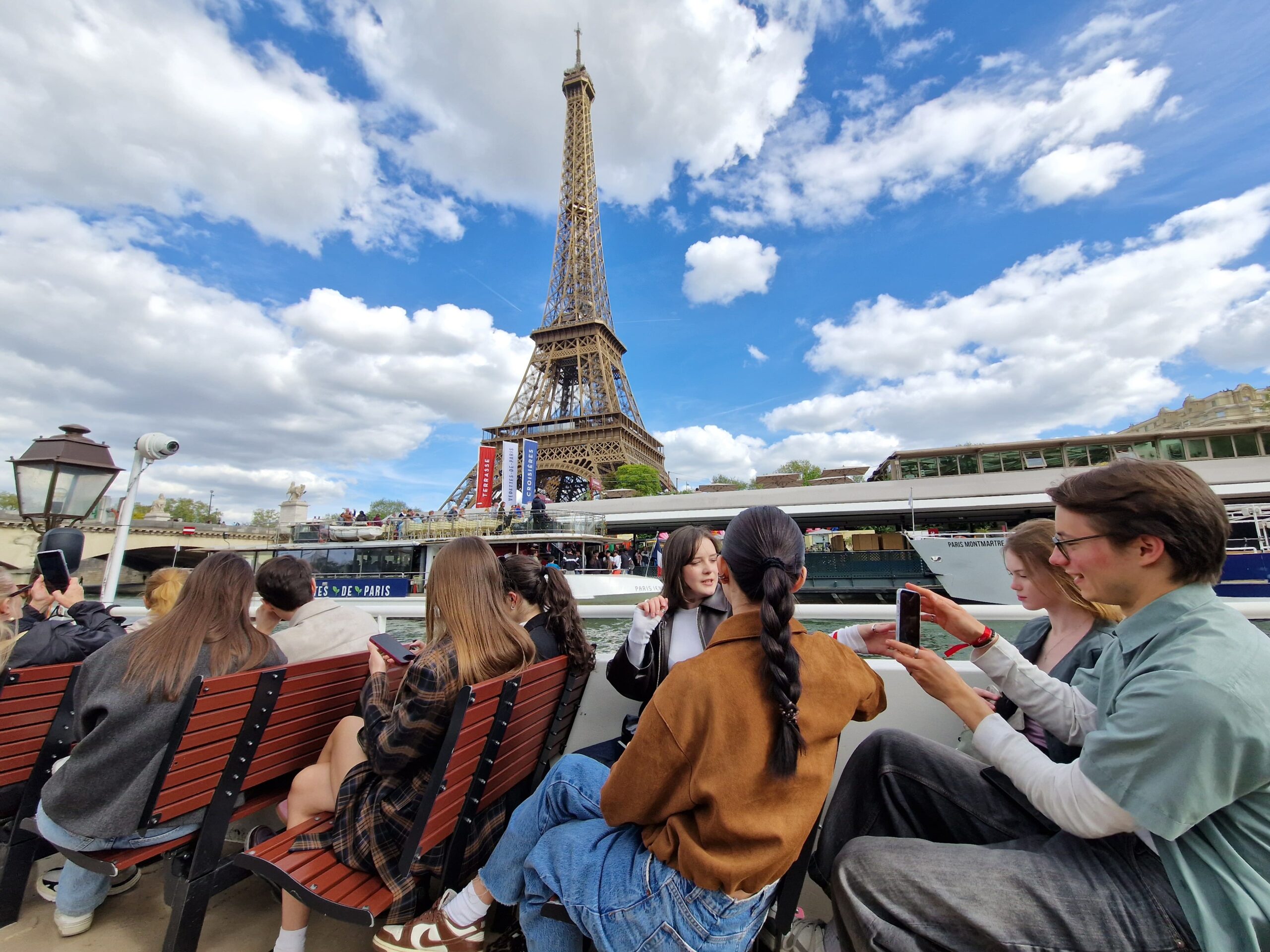 Eiffel tower photo